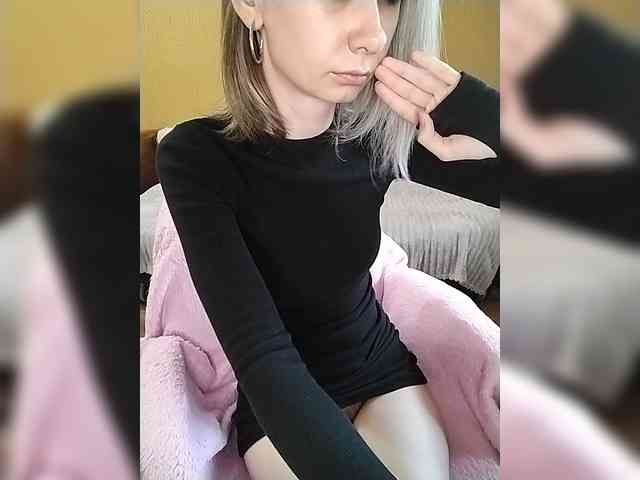 -Christina- webcam