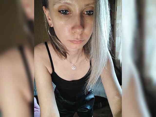 -Christina- webcam