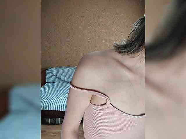 -Christina- webcam