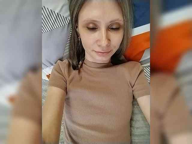 -Christina- webcam