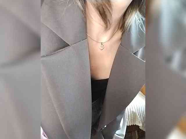 -Christina- webcam