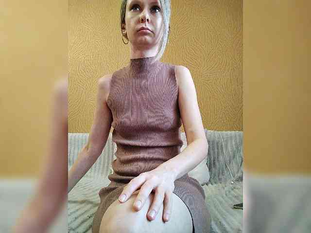 -Christina- webcam