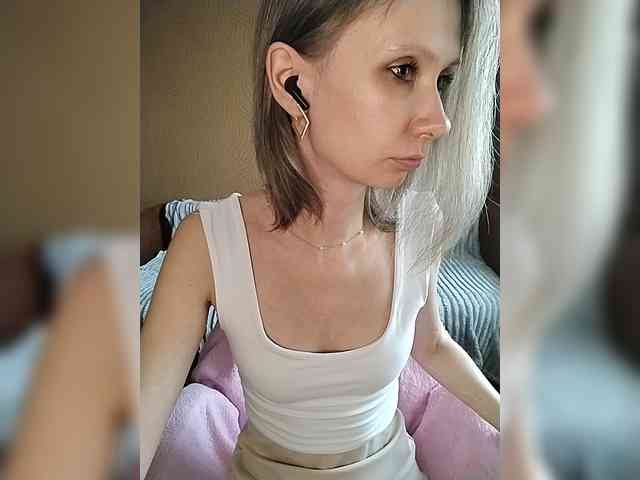 -Christina- webcam