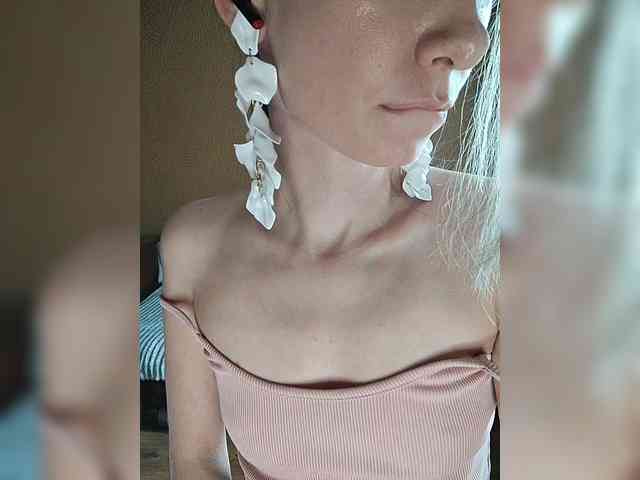 -Christina- webcam