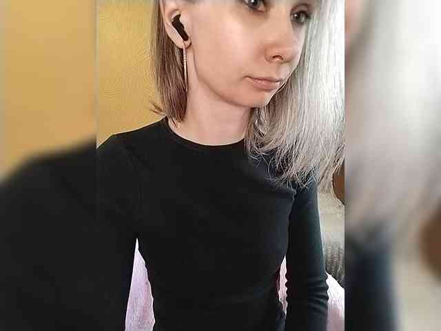 -Christina- webcam