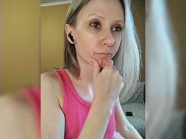 -Christina- webcam