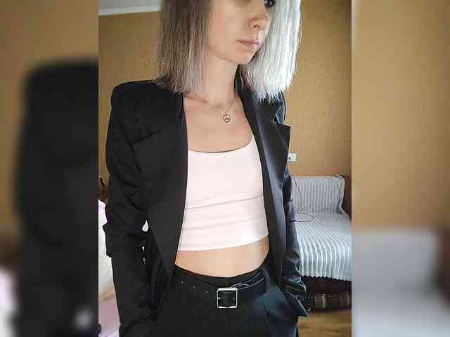 -Christina- webcam
