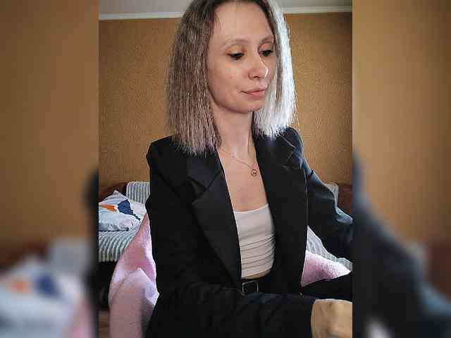 -Christina- webcam