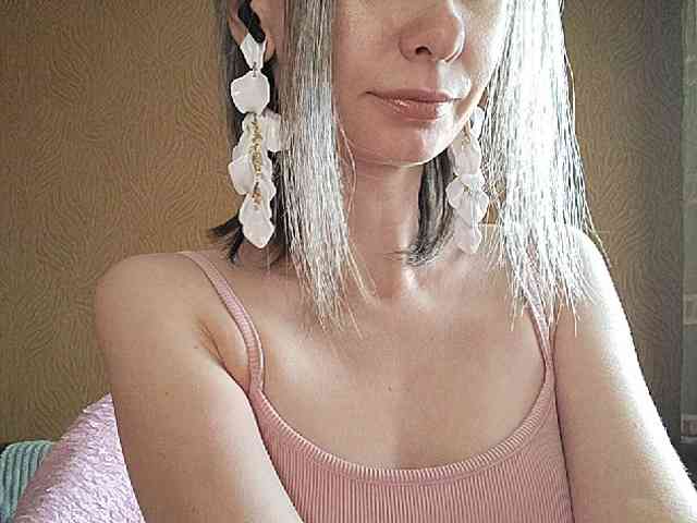 -Christina- webcam