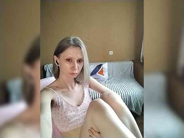 -Christina- webcam