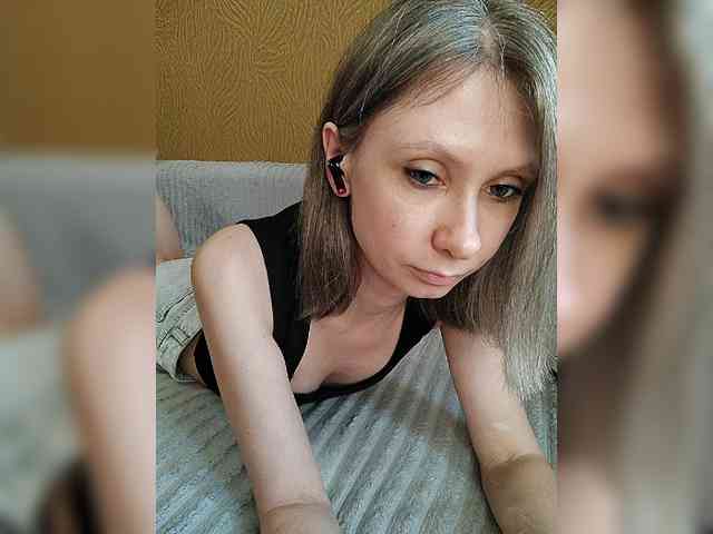 -Christina- webcam