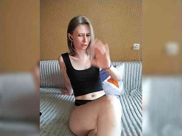 Acest model este live acum. prettyKris