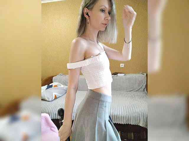 -Christina- webcam