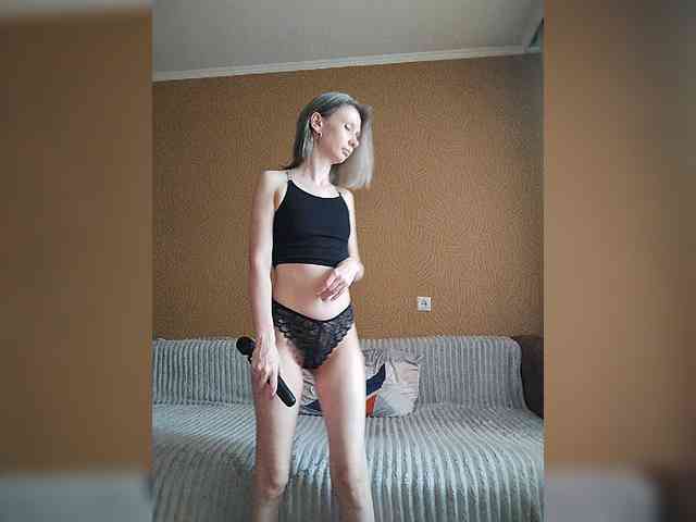 -Christina- webcam