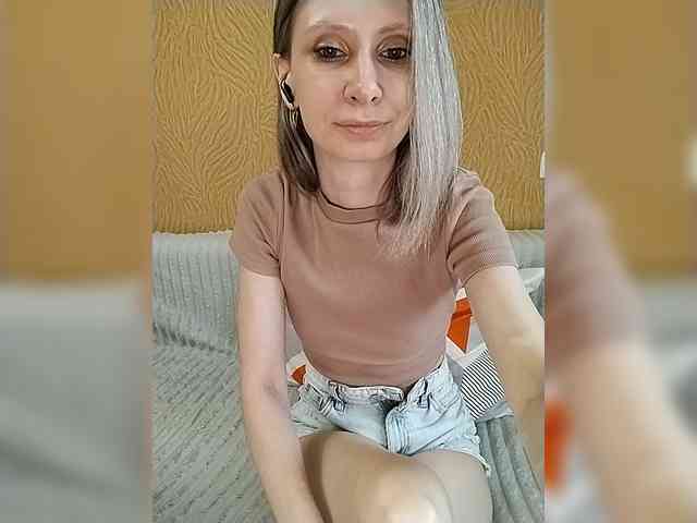 -Christina- webcam