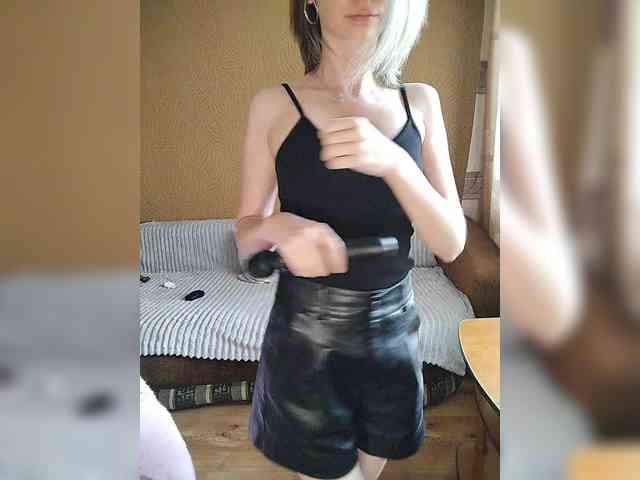 -Christina- webcam