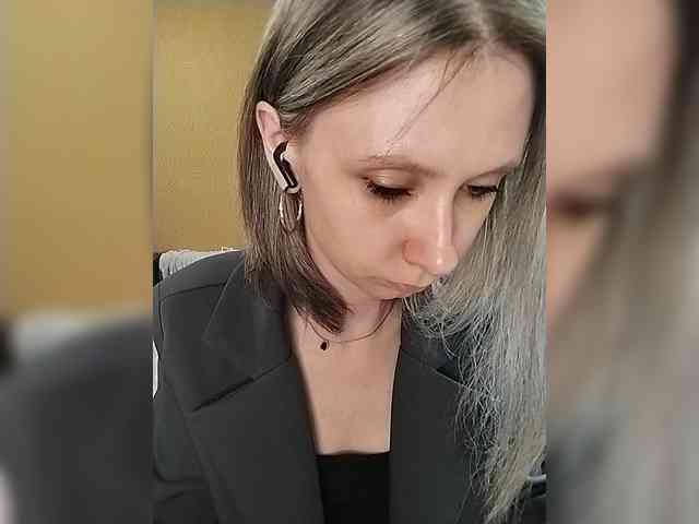 -Christina- webcam
