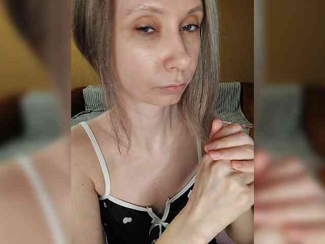 -Christina- webcam