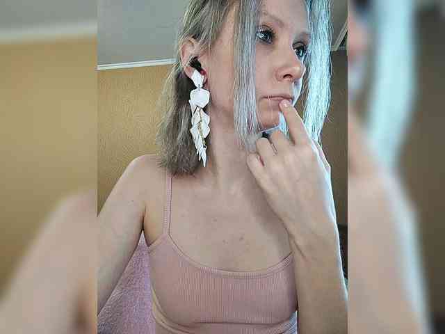 -Christina- webcam