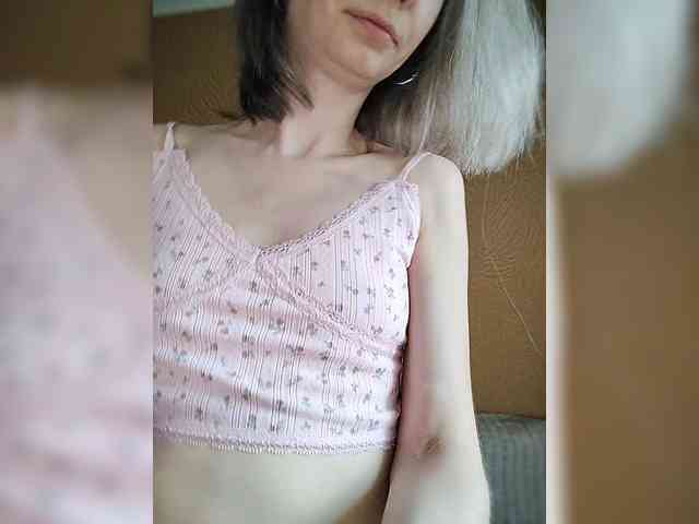 -Christina- webcam