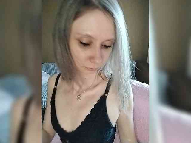 -Christina- webcam