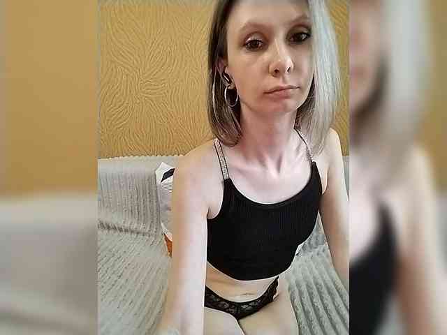 -Christina- webcam