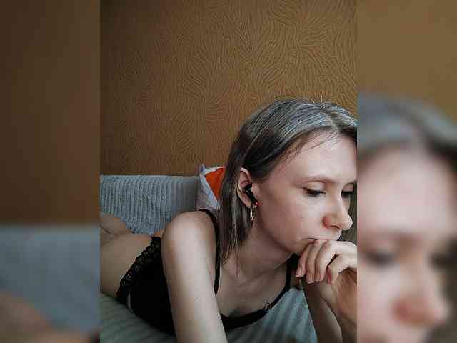 -Christina- webcam