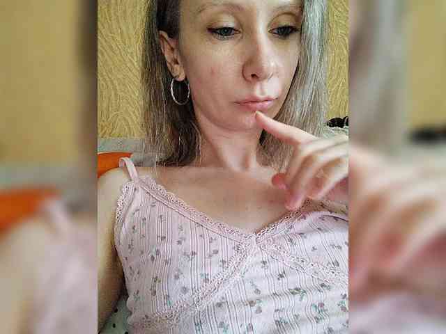 -Christina- webcam