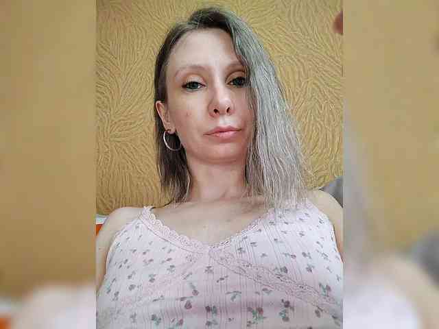 -Christina- webcam
