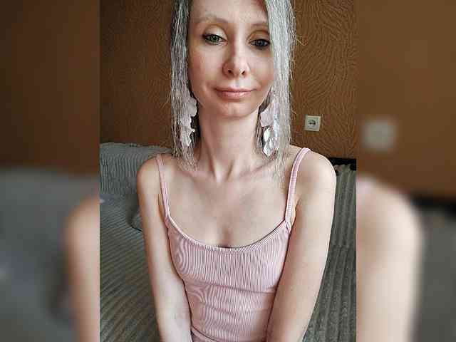 -Christina- webcam