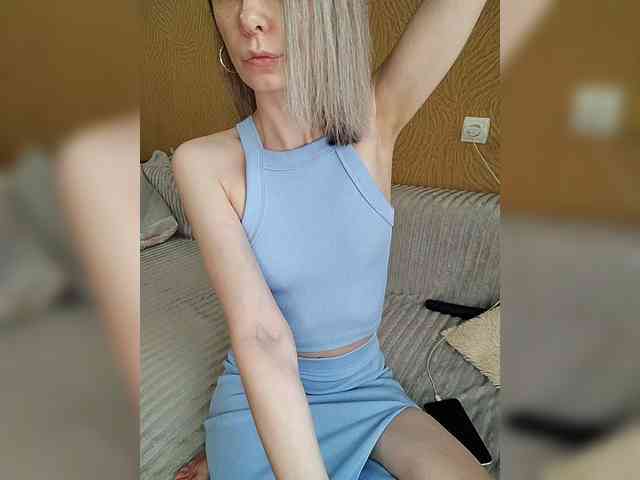 -Christina- webcam