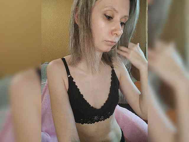 -Christina- webcam