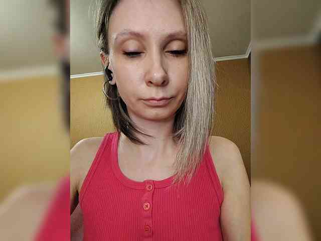 prettyKris Live Webcam on BongaCams