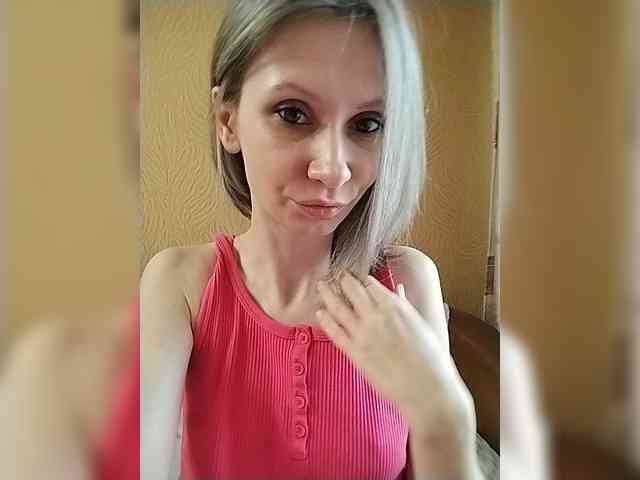 -Christina- webcam