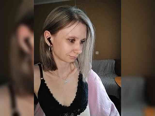 -Christina- webcam