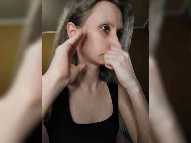 -Christina- webcam
