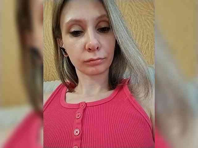 -Christina- webcam
