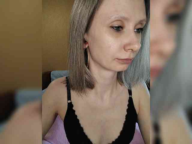 -Christina- webcam