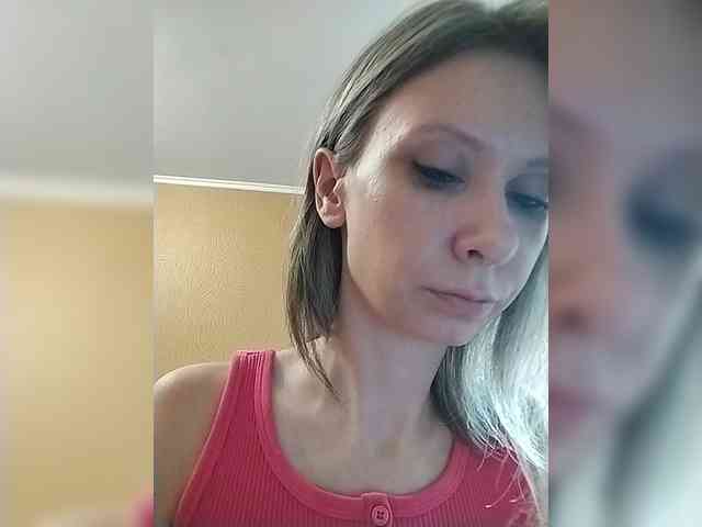 -Christina- webcam