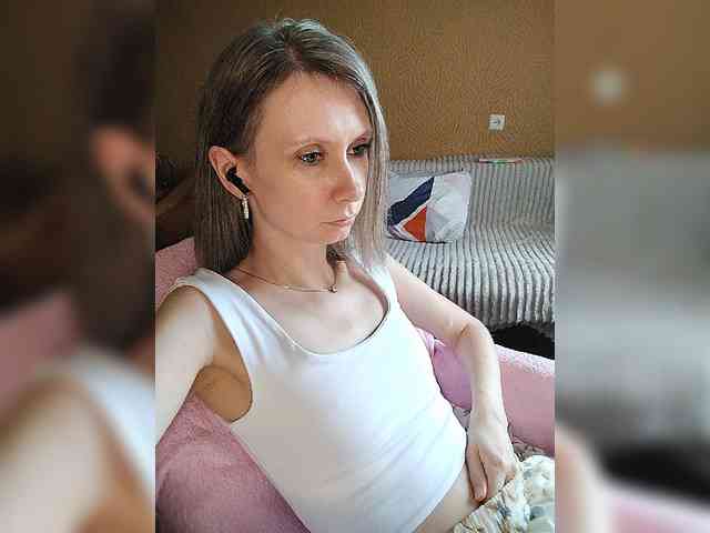 -Christina- webcam