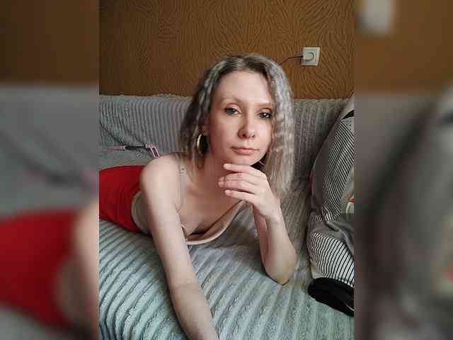 -Christina- webcam