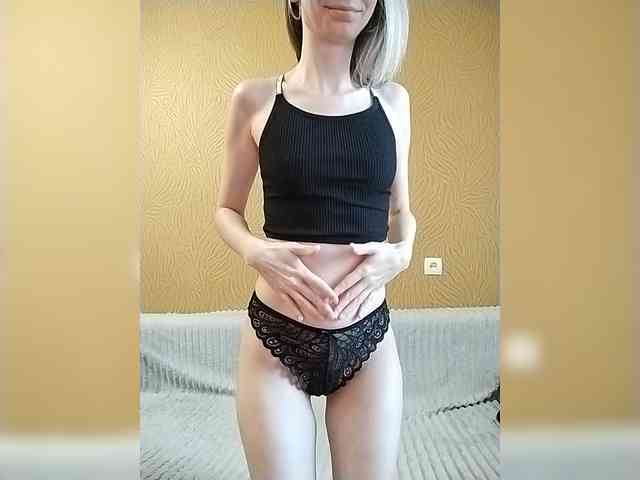 -Christina- webcam