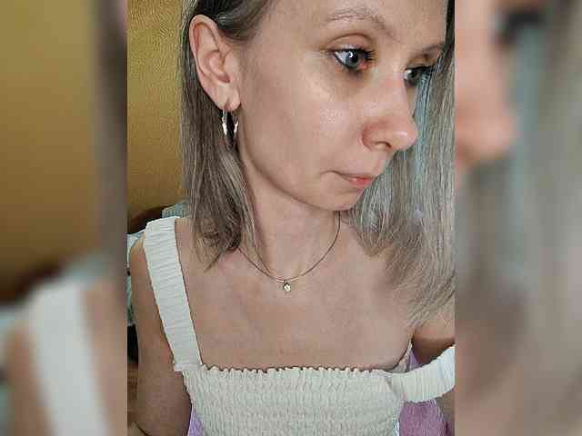 -Christina- webcam