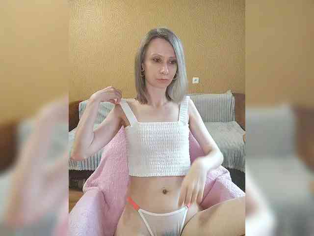 -Christina- webcam