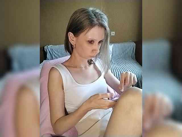 -Christina- webcam