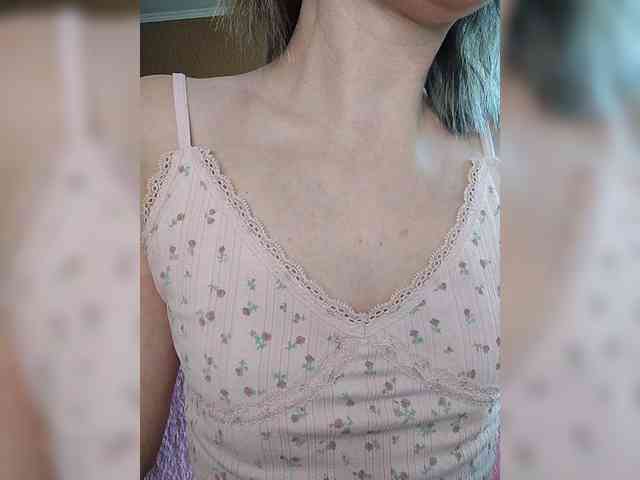 -Christina- webcam