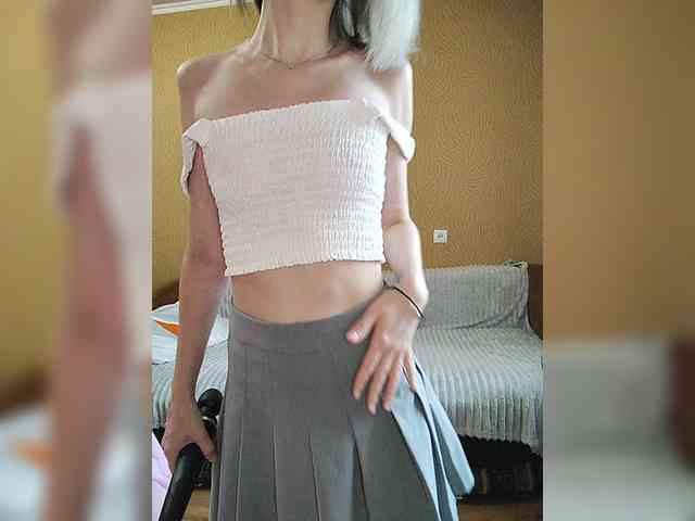 -Christina- webcam
