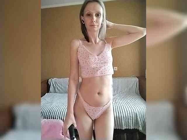 -Christina- webcam