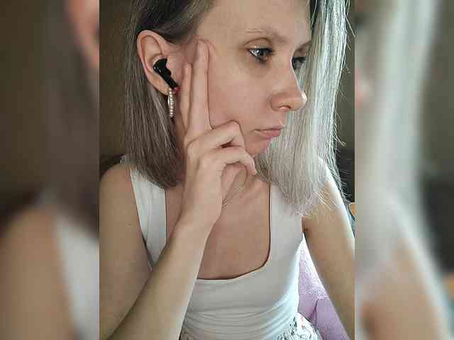 -Christina- webcam