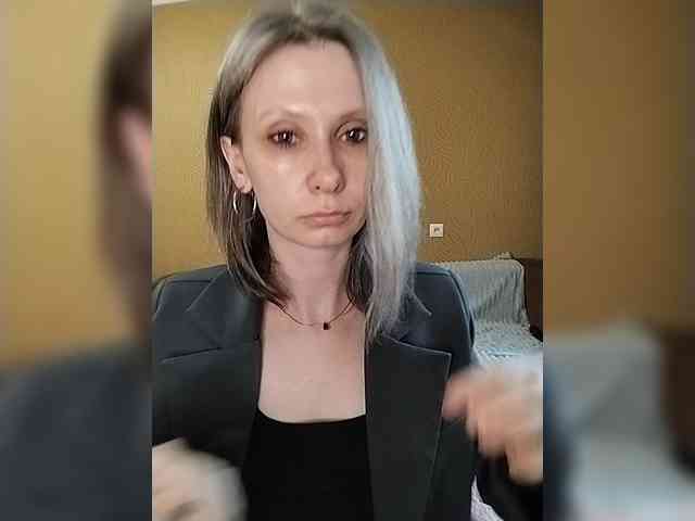 -Christina- webcam